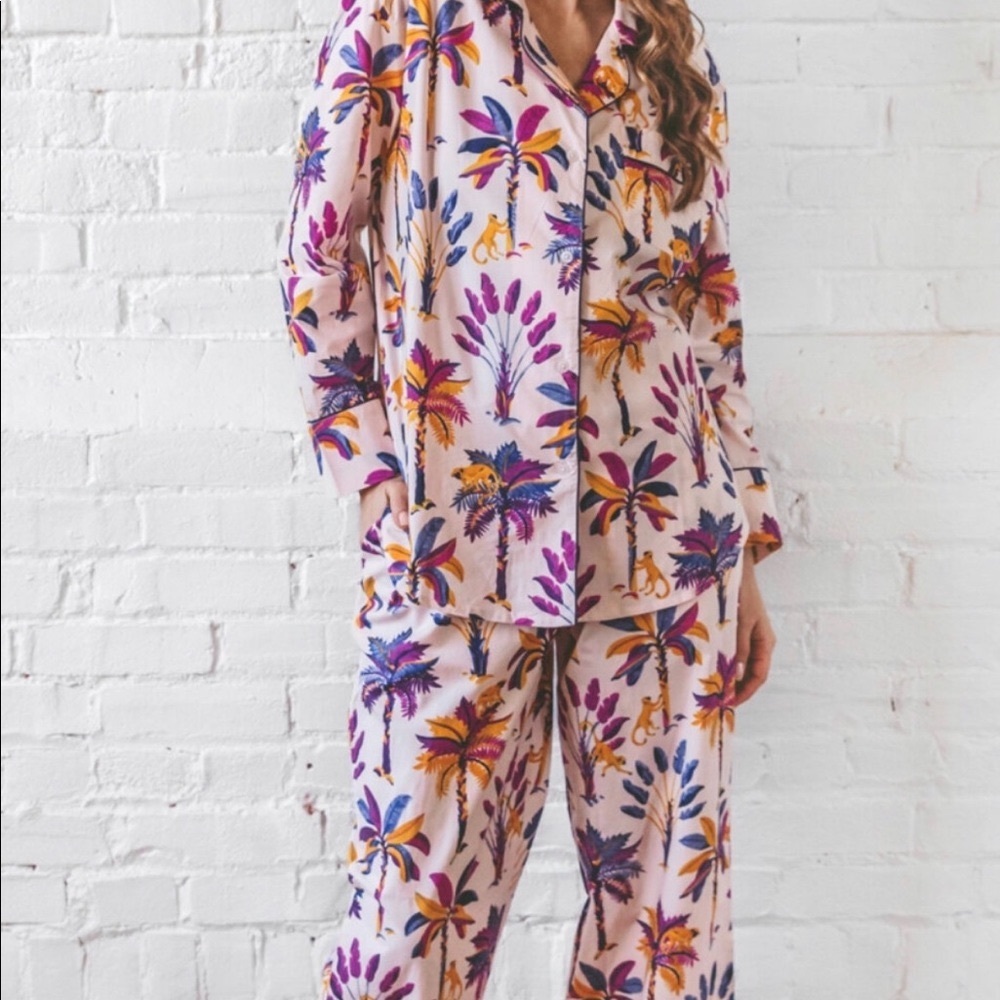 NWT Printfresh Monkey Business Light Pink Pajama Set Pants and Long Sleeve Top